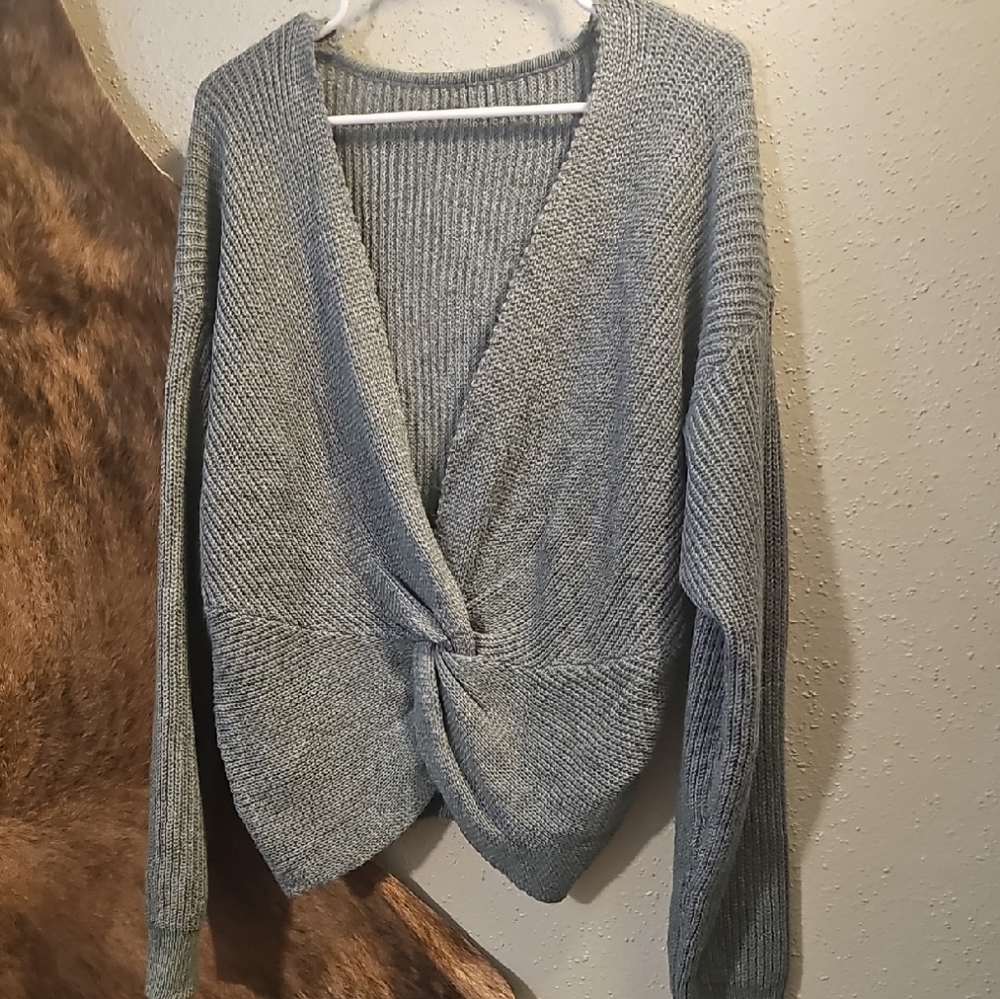 Amazon Gray V-Neck Women's Sweater